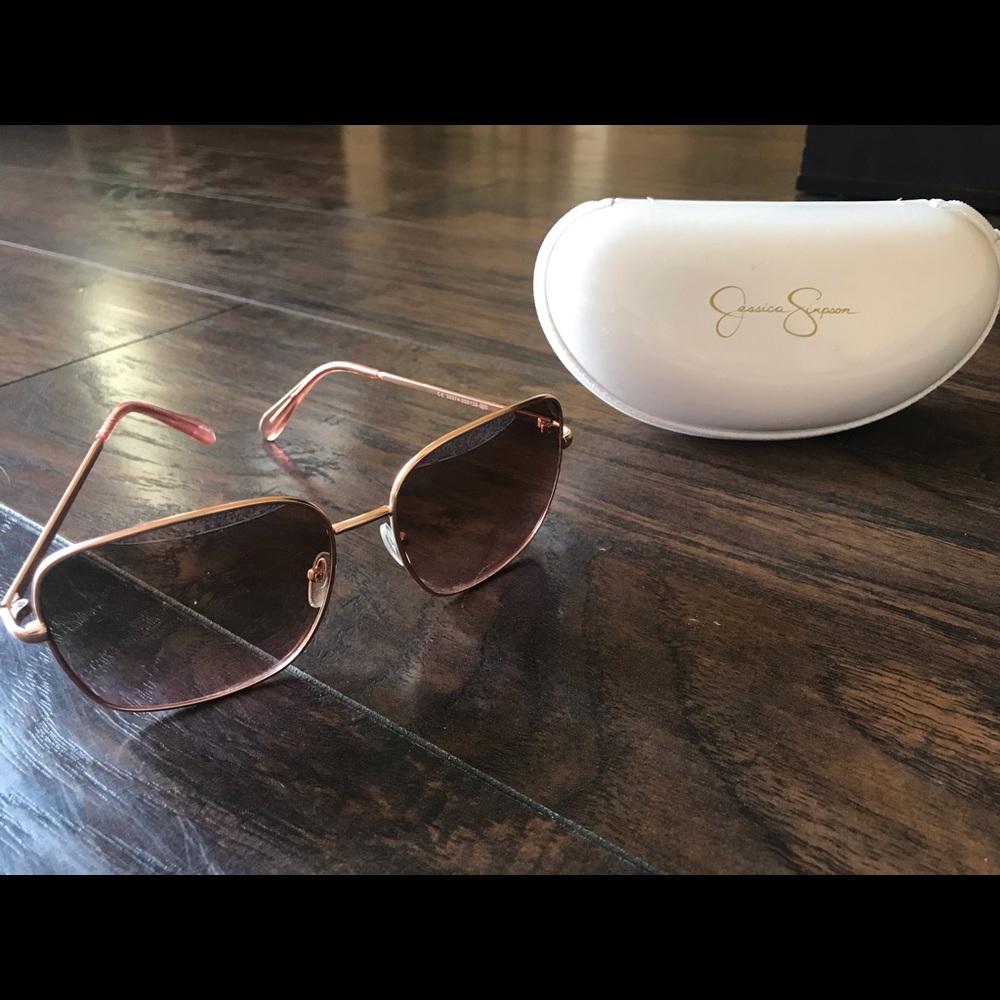 Rose-Gold Jessica Simpson sunglasses